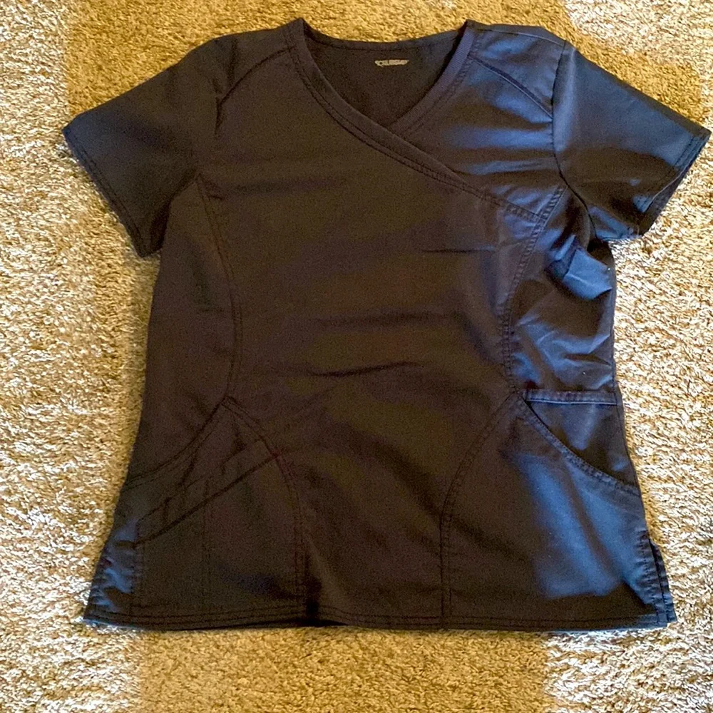 Scrub set - Picture 2 of 2